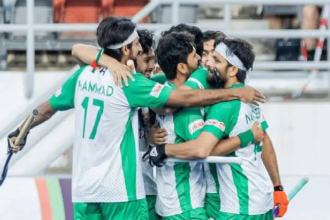 “What Are We Supposed to Do with Such a Huge Amount?” Players Disappointed as Sports Board Gives Rs. 6,000 Cheque to National Hockey Team